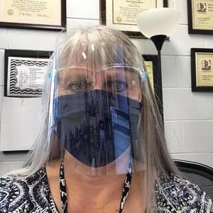 Meet your Posher, Suzette